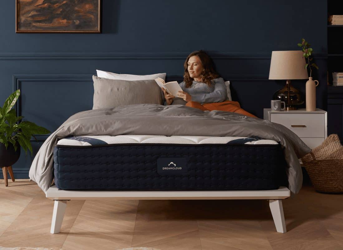Awards 33 DreamCloud Mattress